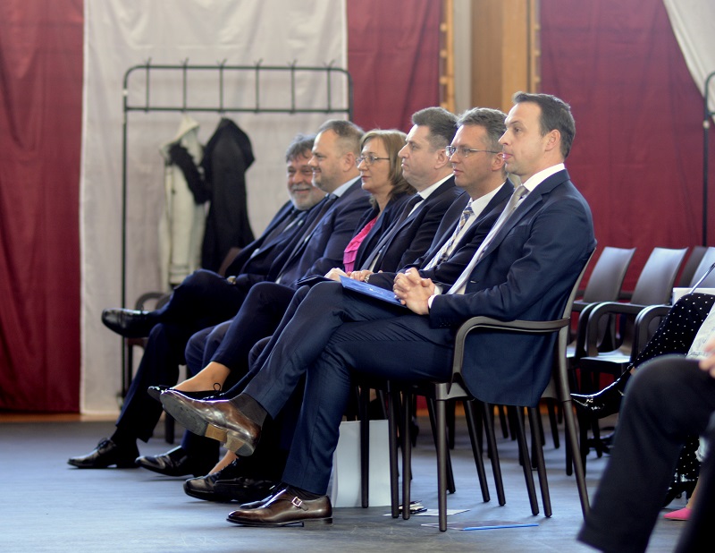 intezmenyfejelsztesi program resztvevok